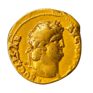 Imperio Romano. Aureo. Nerón. Rev: Puerta del templo de Jano. Muy escasa